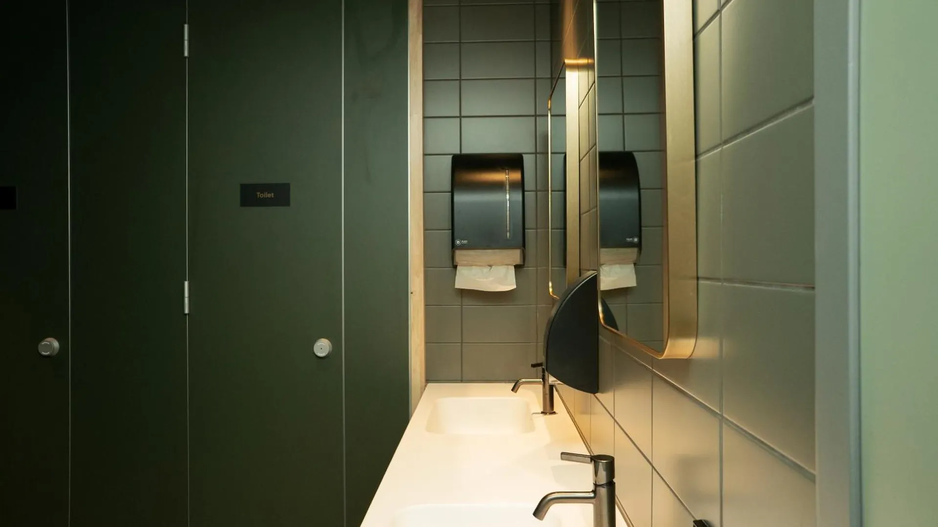 The Elephant Hostel Amsterdam