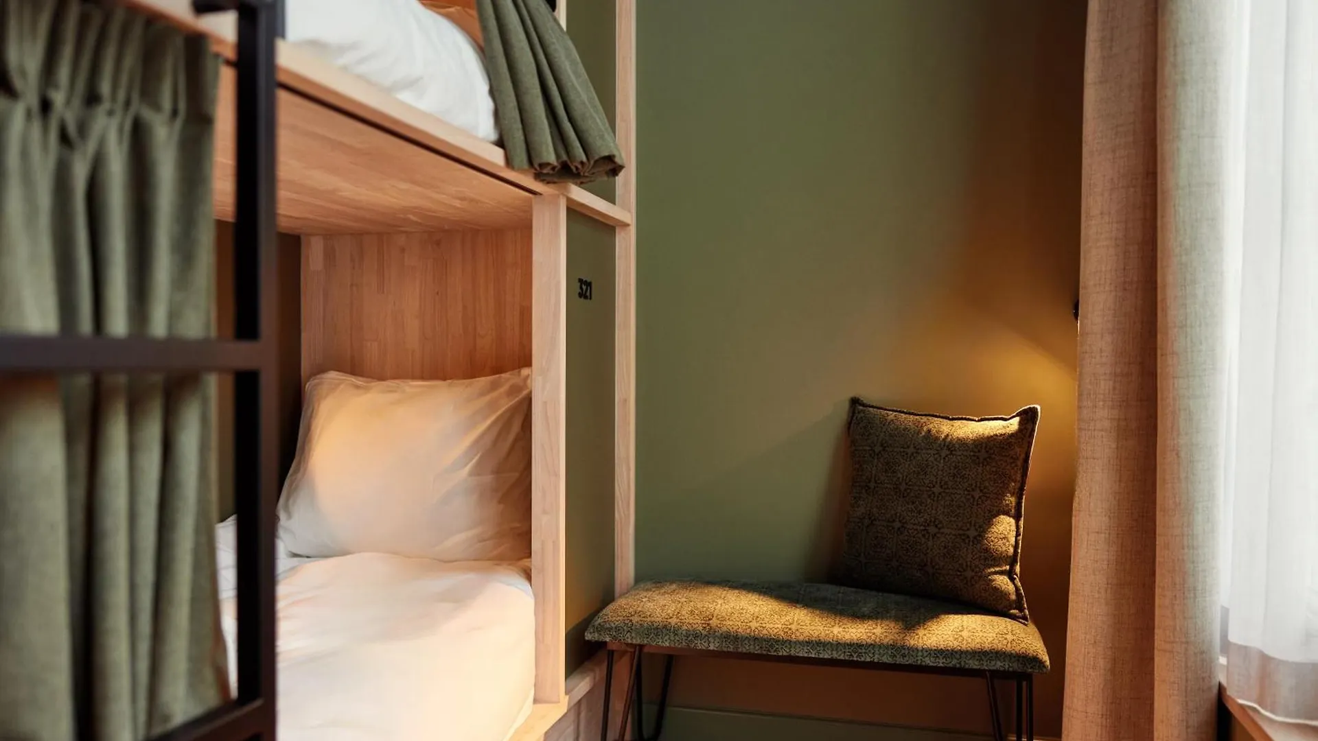 The Elephant Hostel Άμστερνταμ 0*,